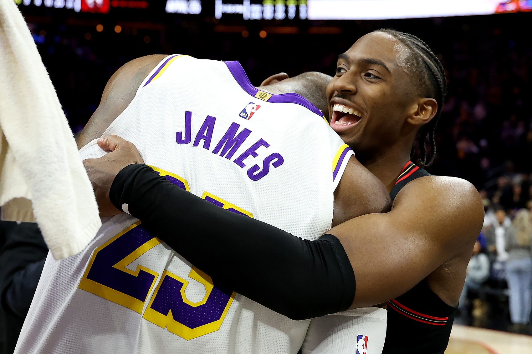 名记Windhorst：詹姆斯加盟76人传闻离谱 球员从未说过不在乎钱和家庭