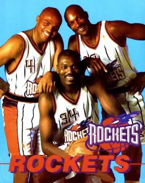 1996年自由市场:乔丹一年3014万,鲨鱼七年1.21亿,NBA格局从此改写 1996年自由市场:乔丹一年3014万,鲨鱼七年1.21亿,NBA格局从此改写
