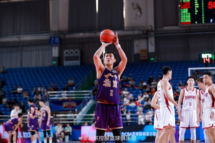 罗汉琛20分11助 北控夏联78-84负山西 罗汉琛20分11助 北控夏联78-84负山西