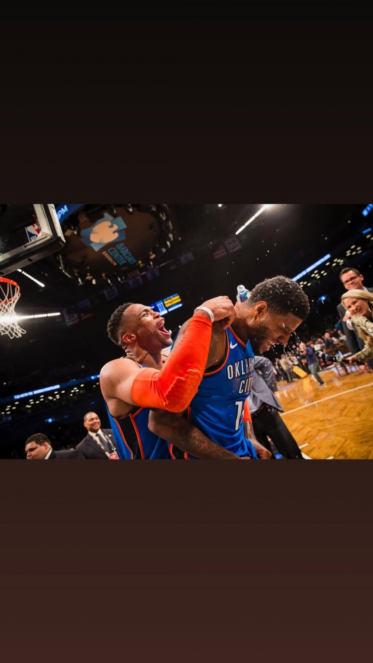 威少结束18年NBA生涯 乔治社媒晒图致敬 威少结束18年NBA生涯 乔治社媒晒图致敬