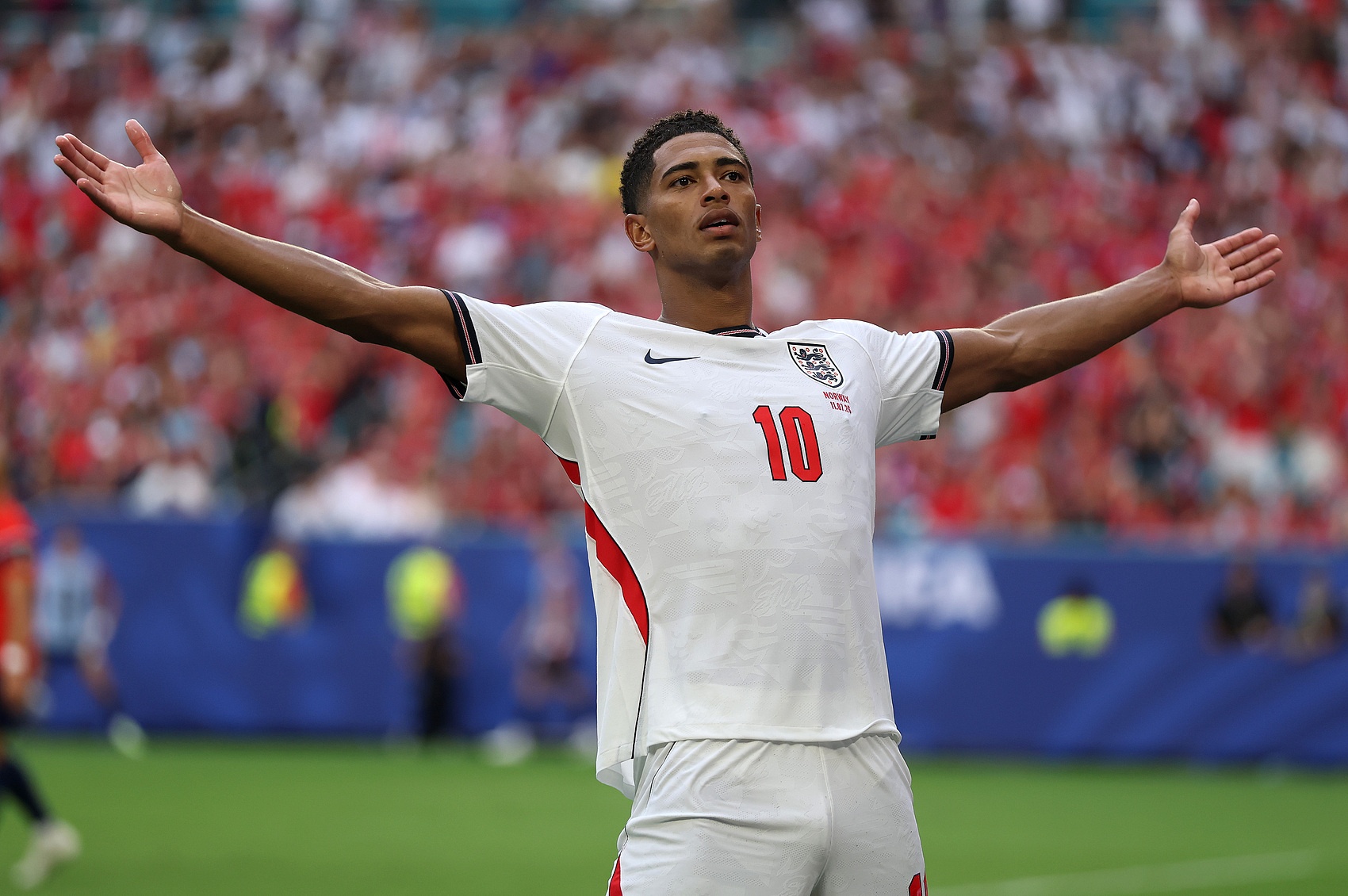 ESPN前腰榜：B费居首，21助攻破英超纪录