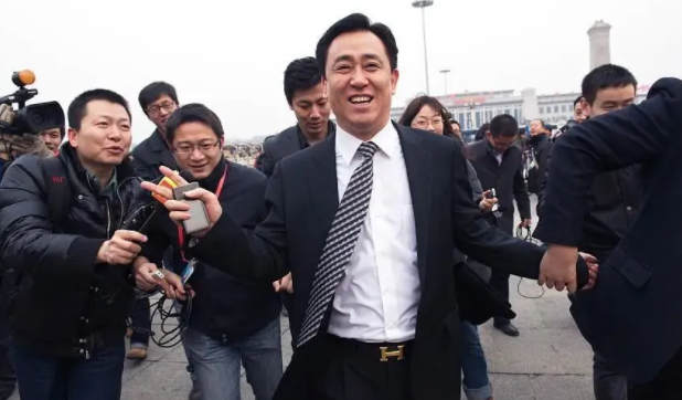 许家印一审被判无期徒刑 广州恒大150亿借款压垮准入资格 许家印一审被判无期徒刑 广州恒大150亿借款压垮准入资格