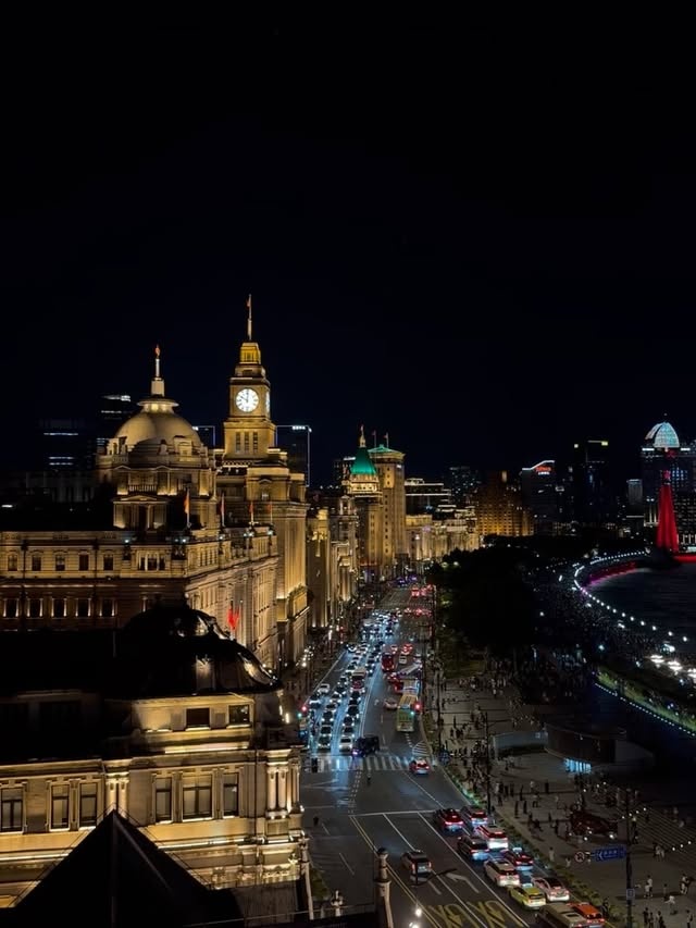 保罗·乔治妻子社媒晒随夫中国行照片:在上海的48小时! 保罗·乔治妻子社媒晒随夫中国行照片:在上海的48小时!