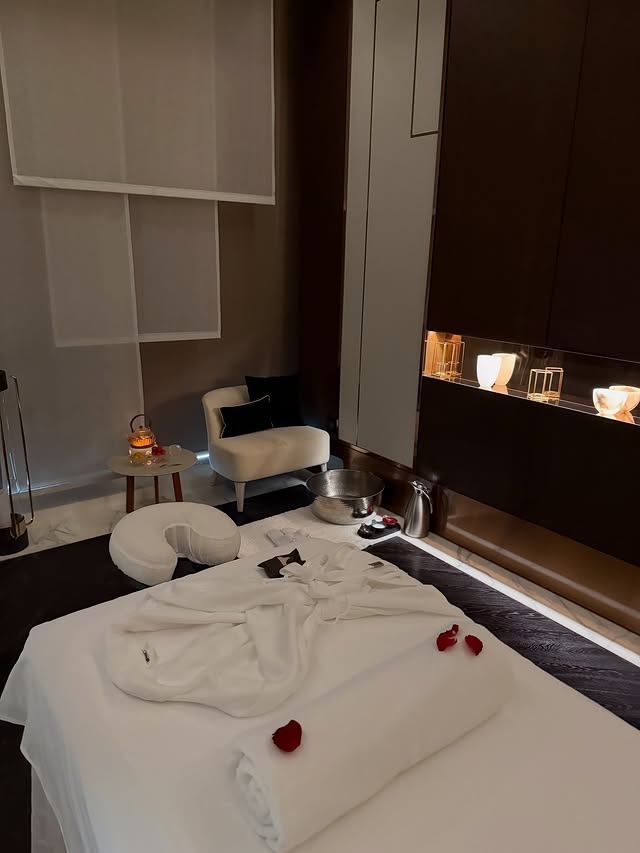 保罗·乔治妻子社媒晒随夫中国行照片:在上海的48小时! 保罗·乔治妻子社媒晒随夫中国行照片:在上海的48小时!